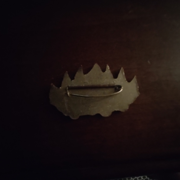 Racing pin. - Picture 2 of 2